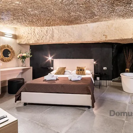 La Casa Nel Tufo By Domusextra *
