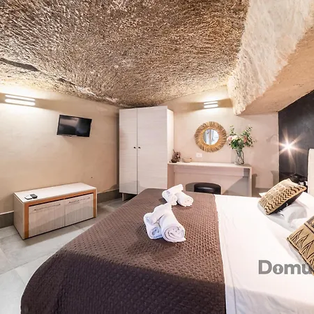 La Casa Nel Tufo By Domusextra * Nápoly