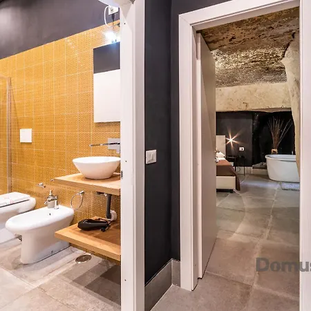 La Casa Nel Tufo By Domusextra Дом отдыха Неаполь